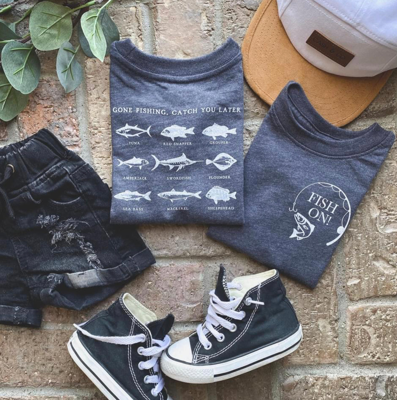 Fishing On Tee - Navy