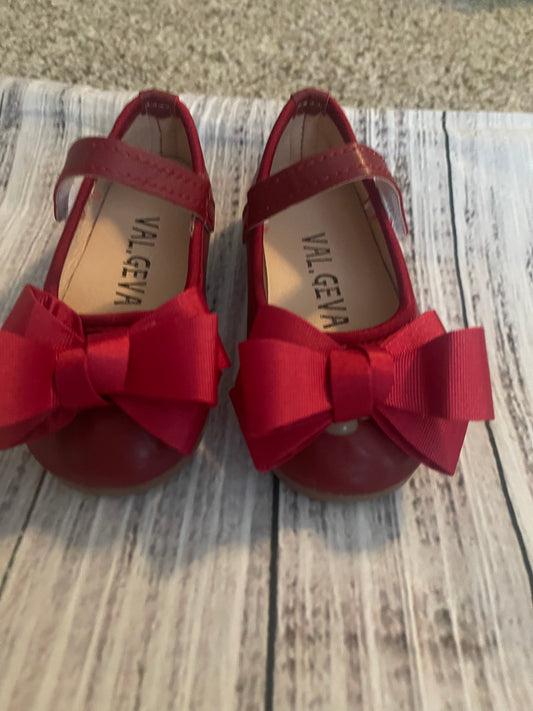 Giveaway- Clearance- Bow Dress Shoes