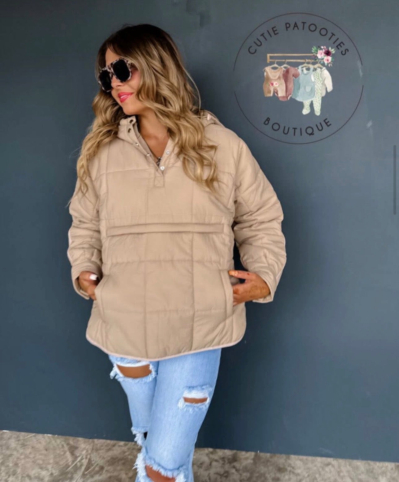 Women’s Pullover Puffer Jacket - Beige