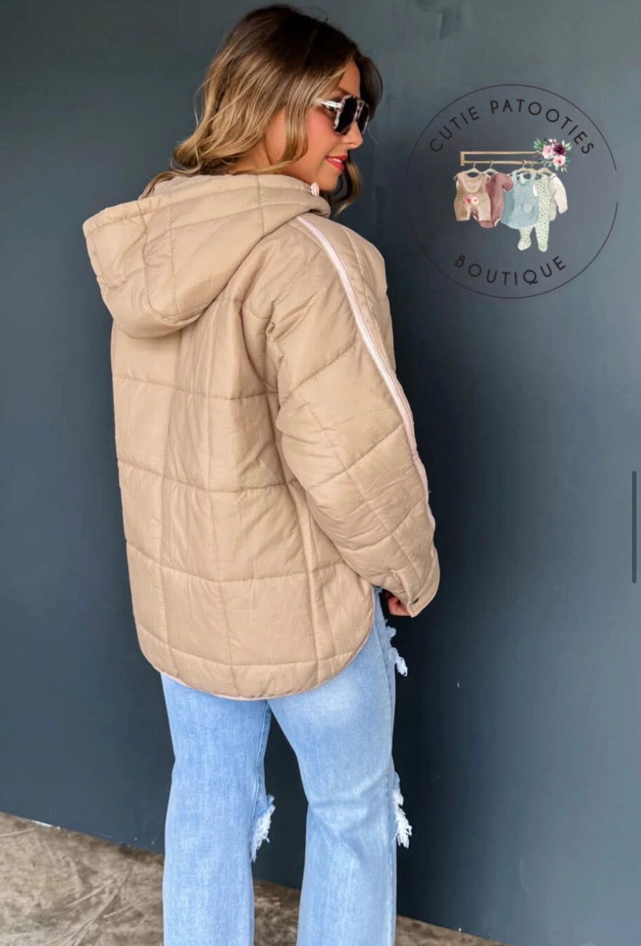 Women’s Pullover Puffer Jacket - Beige
