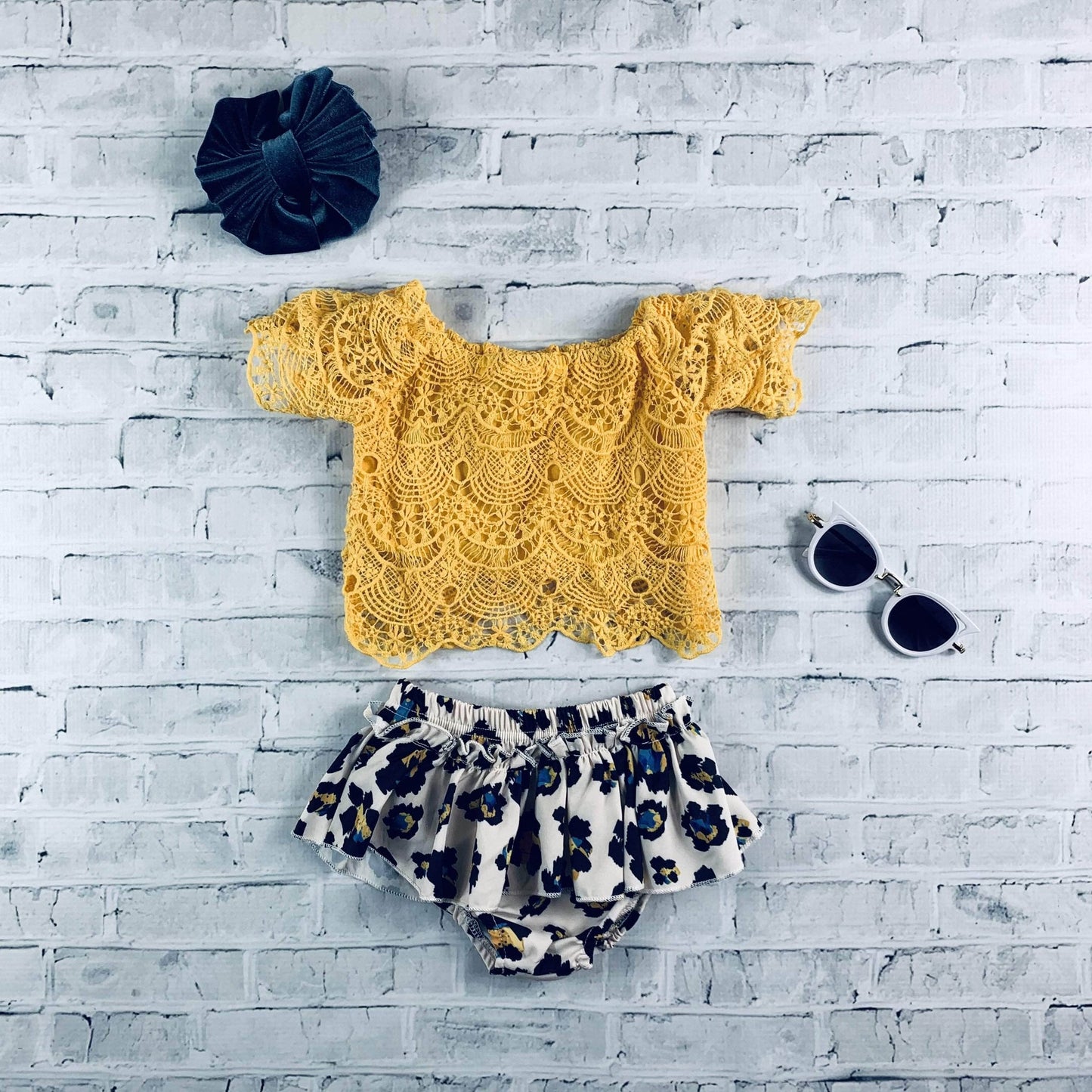 O'Fallon Leopard 2 pc outfit